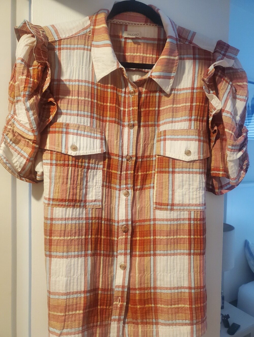 Pilcro - Size XL  Puff Short Sleeve Plaid Shirt. Great Condition. Worn Once! - Picture 2 of 3